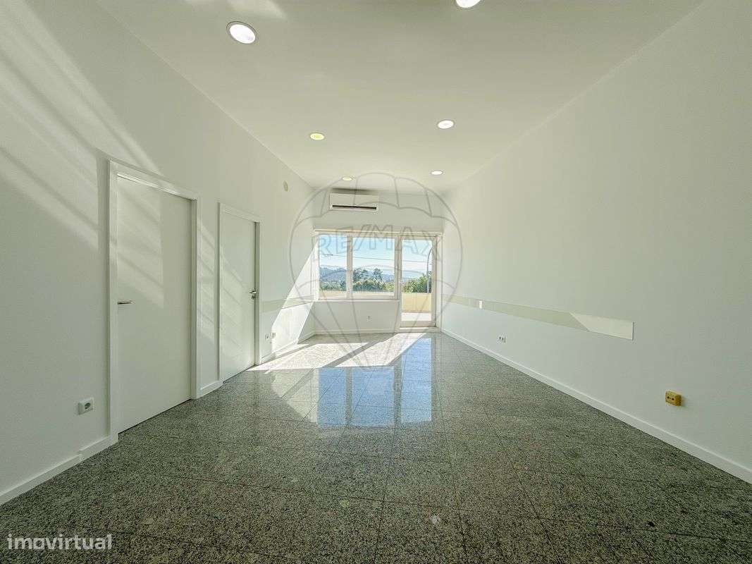 Loja  para arrendamento - Grande imagem: 3/15