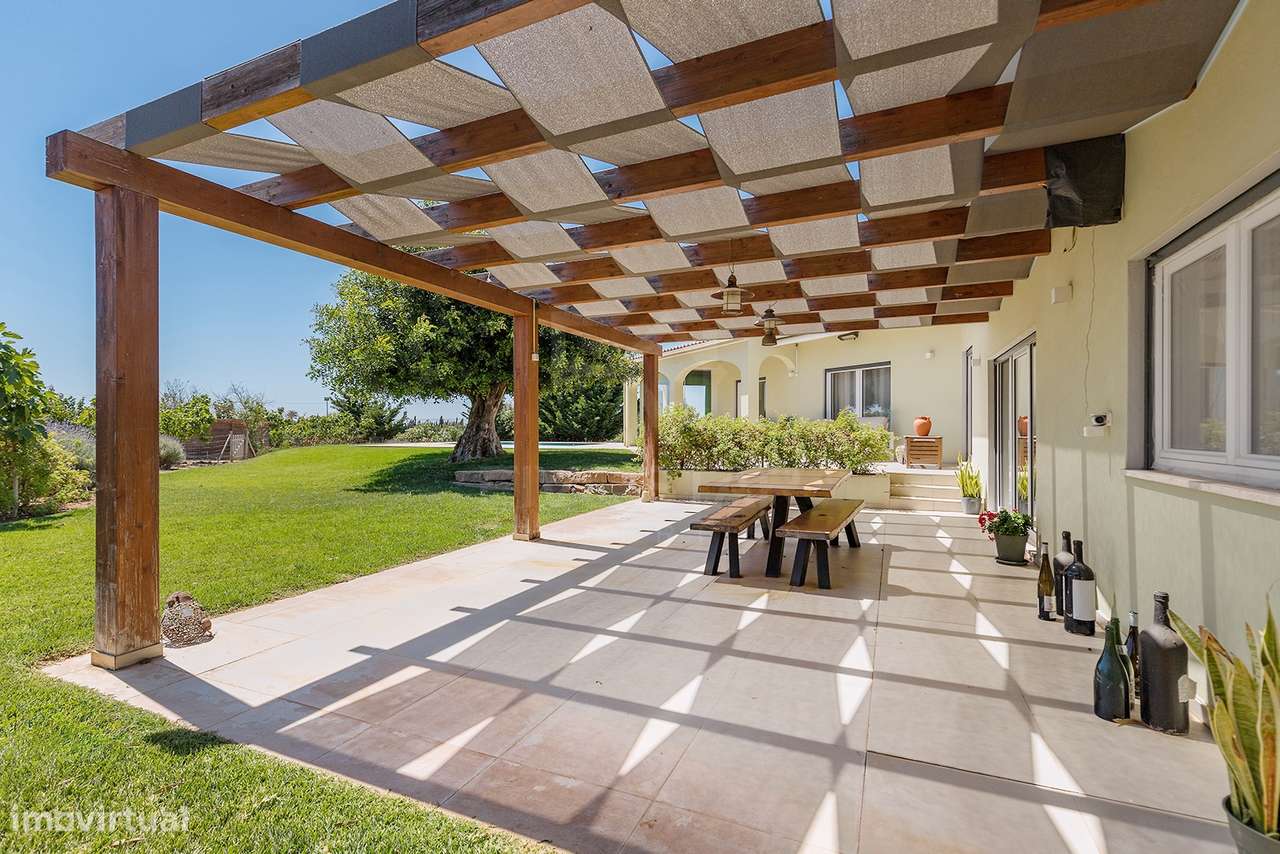Moradia T4 na Guia -  Charme Algarvio com Total Privacidade - Piscina-44