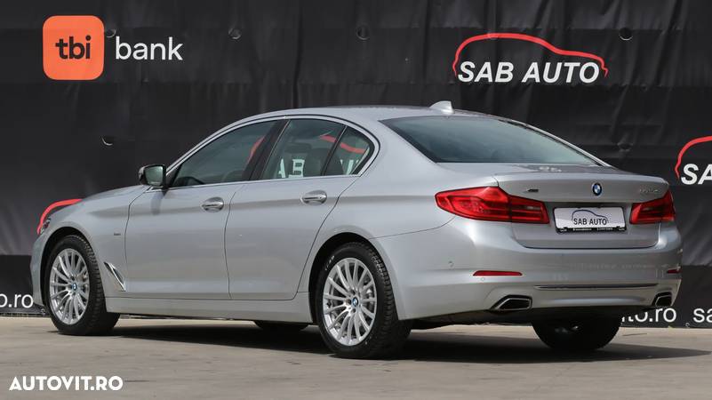 BMW Seria 5 540d xDrive AT - 29