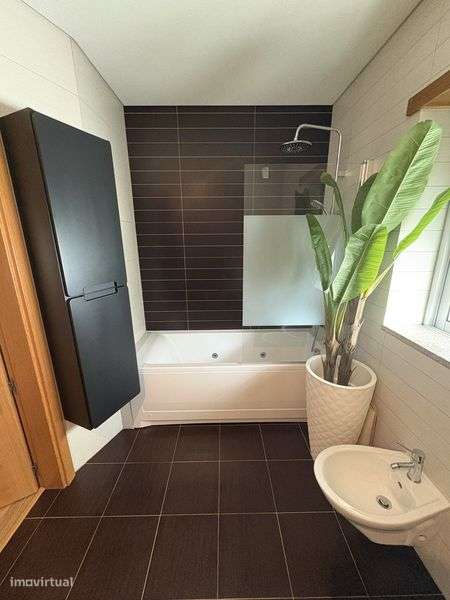 Apartamento T3 Viseu Palácio do Gelo - Grande imagem: 5/12