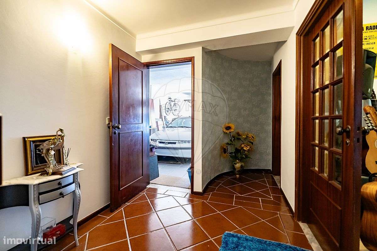 Excelente moradia T5 em localização única em Montemor-O-Velho.-11