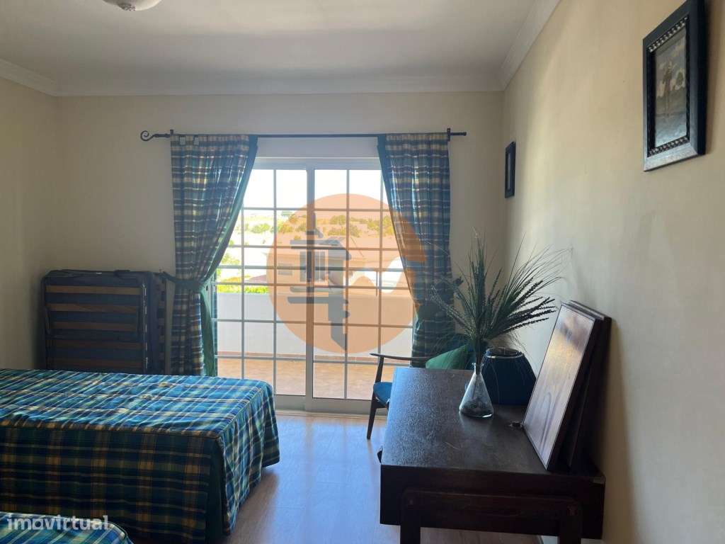 Fantástica Moradia com Piscina para venda-22