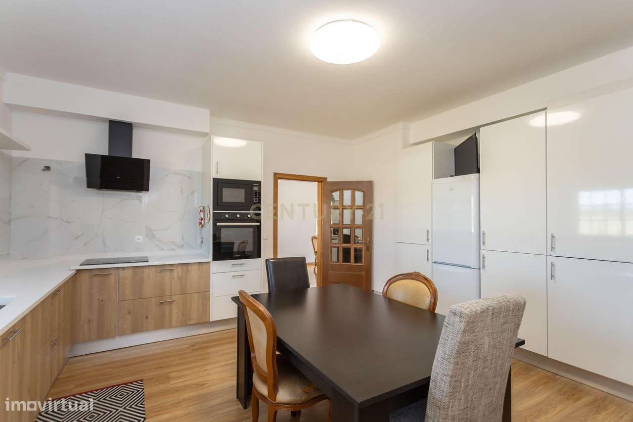 Moradia T5 com Piscina em Poceirão, Palmela-13