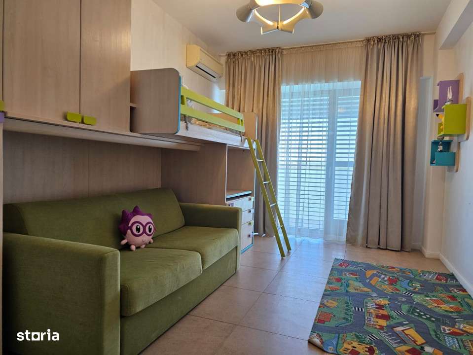 Apartament deosebit , vedere frontala catre Lac-centrul statiunii Mama-13