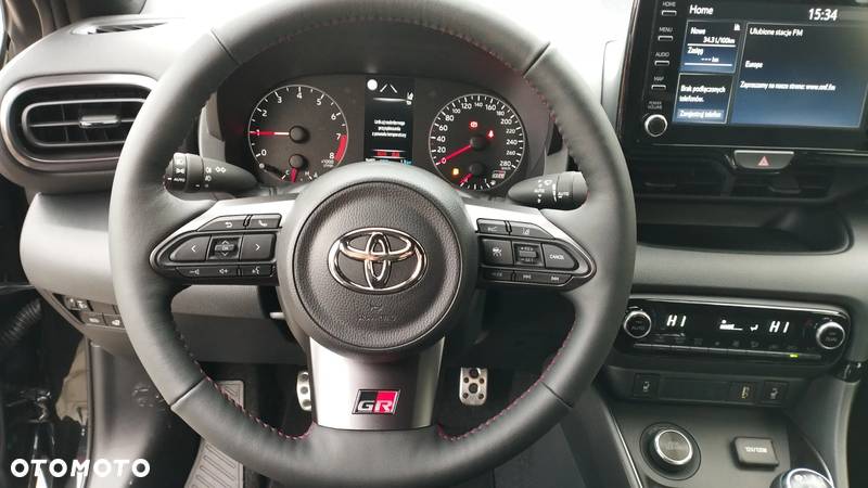 Toyota Yaris GR 1.6 Dynamic - 16