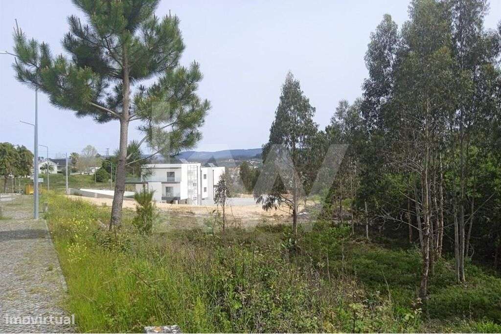 Lote de Terreno | 689m2 | Casal Fernão João | Pombal - Grande imagem: 2/14