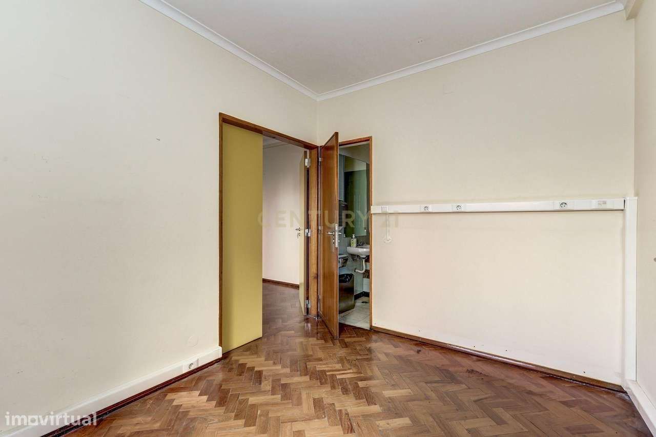 Espaço Comercial - Avenida 5 de Outubro, Lisboa - Grande imagem: 5/32