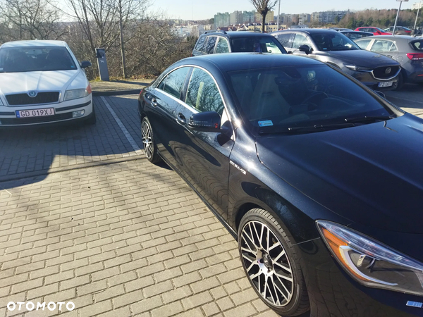 Mercedes-Benz CLA 250 4-Matic - 2