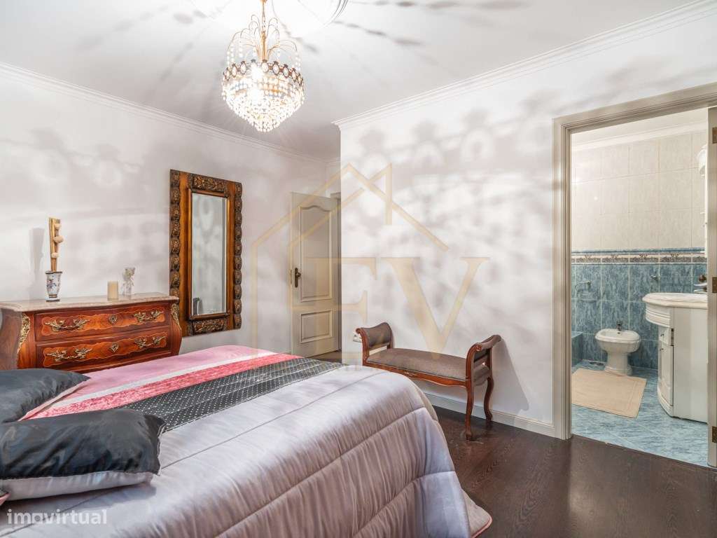 Moradia Bi-Familiar T5 | Vizela-15