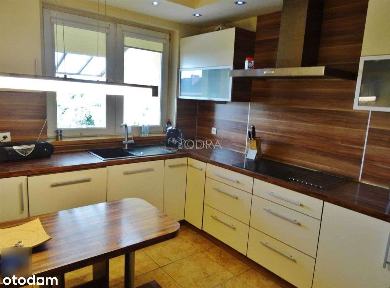 Dom, 190 m², Jelcz-Laskowice-7