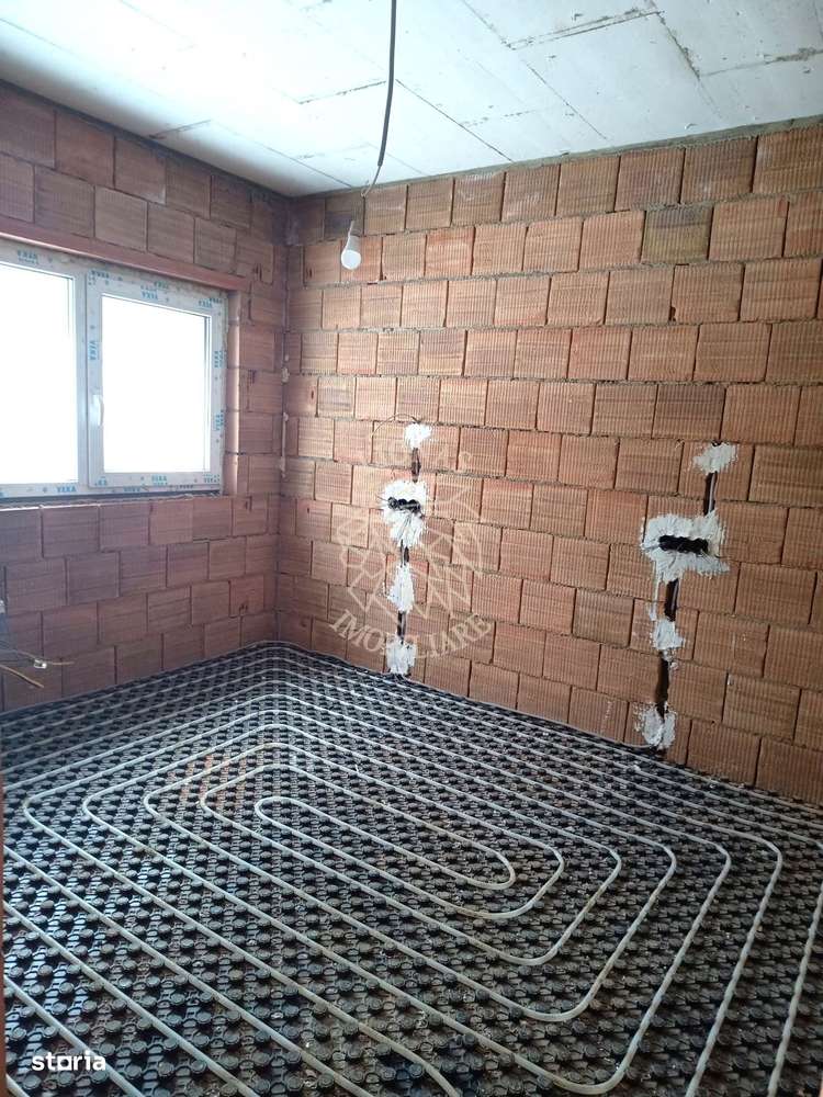 Casa 4 camere-teren 480 mp- Dealul Jelnei- 5 minute de centru - Imagine principală: 5/5