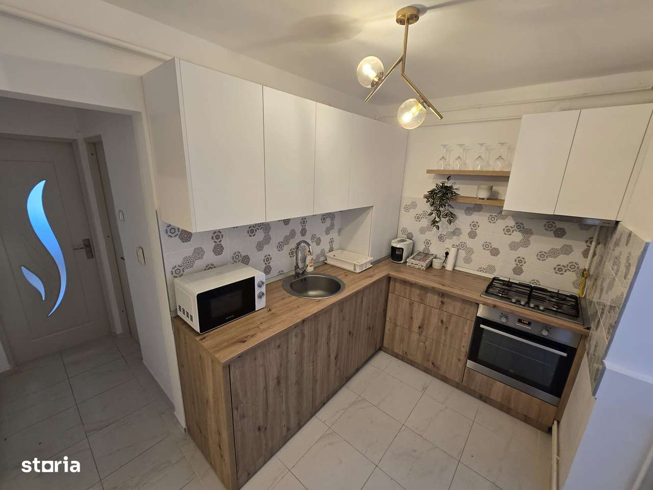 Apartament 2 camere | Zona Closca | Mobilat si Utilat | Gata de mutat-1