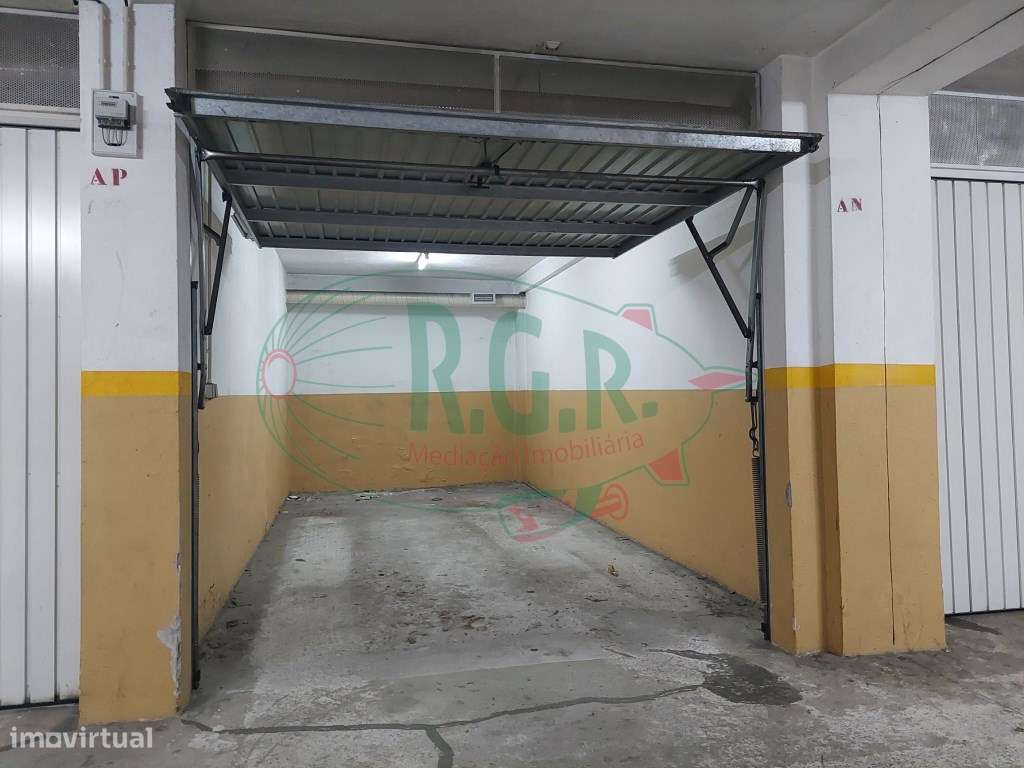 T2 PRONTO A HABITAR | Suite | Garagem Fechada-22
