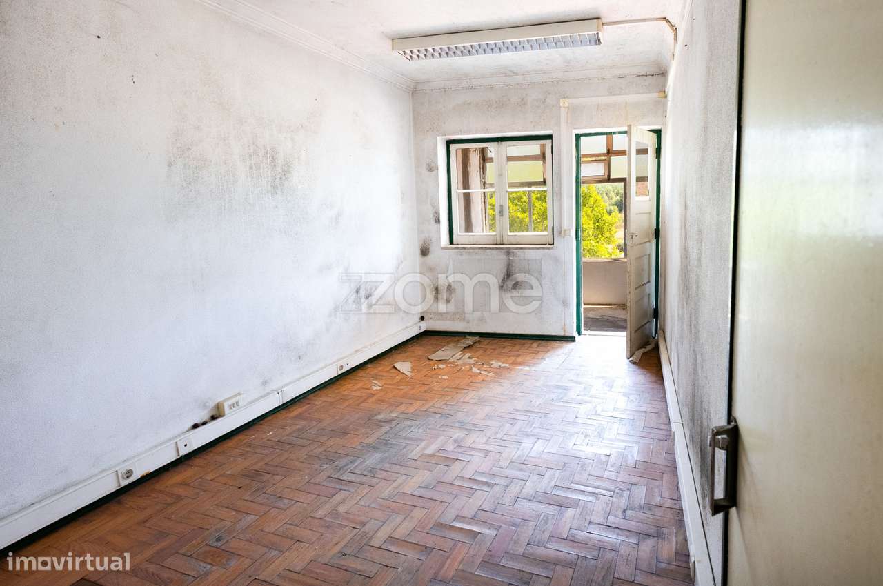 Prédio 4 Pisos |Loja|Garagens| Centro Arganil | Investimento-4