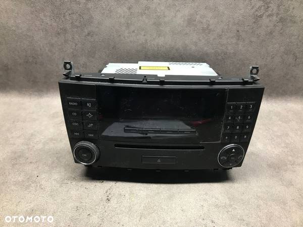 RADIO MERCEDES C W203 A2038273842 - 1