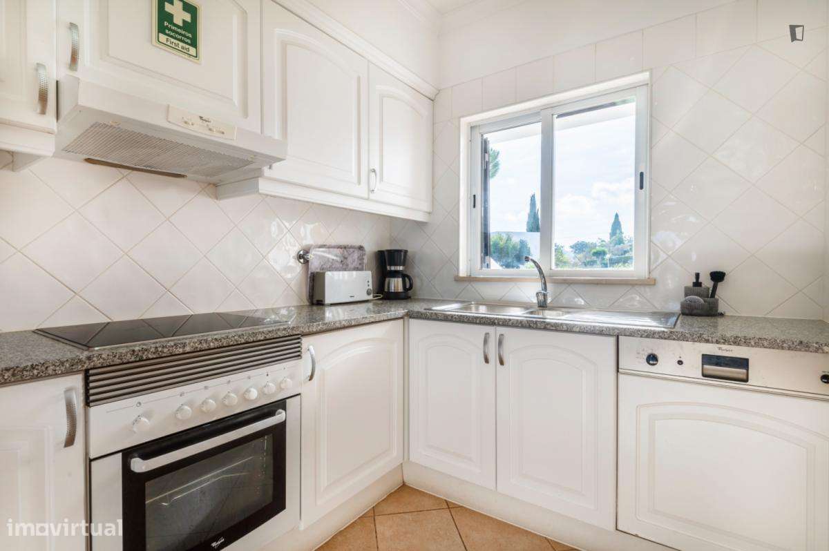 Apartamento com 2 quartos - localizado em Albufeira - Grande imagem: 4/37