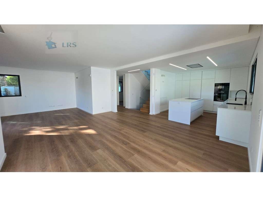 Murches, lindos acabamentos, moradia isolada com 3 suites e 1 quatr...-18