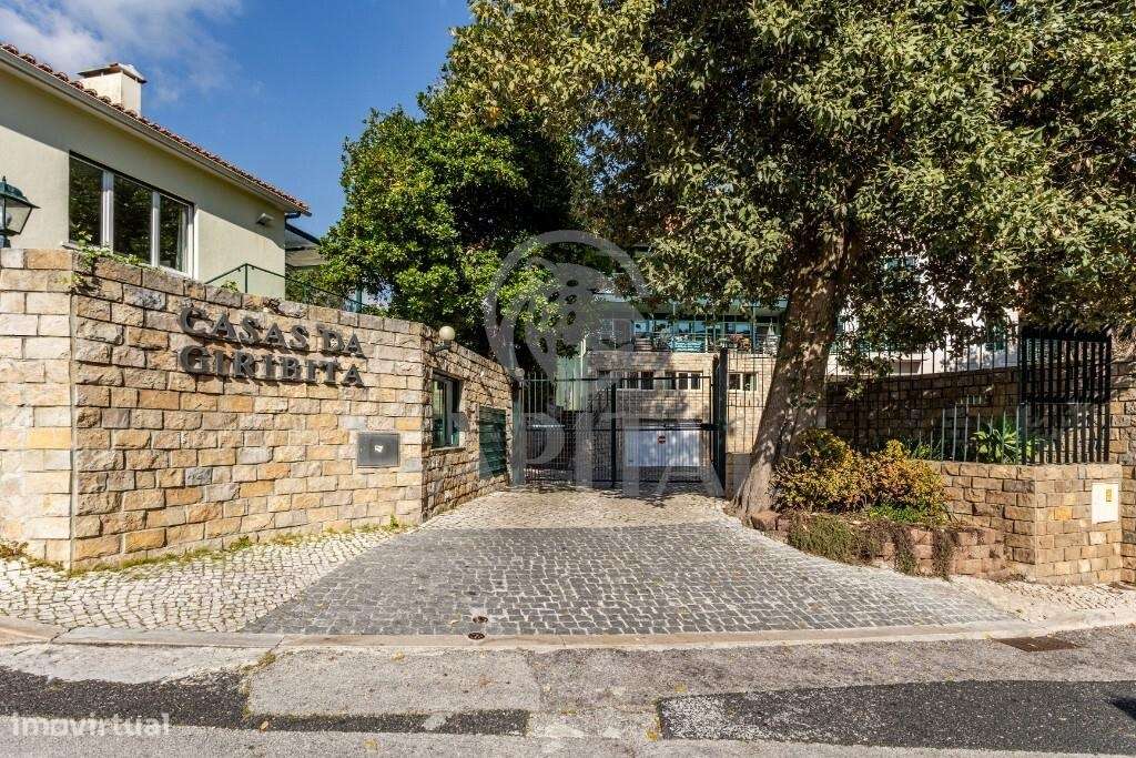 Apartamento T5 Duplex Exclusivo em Primeira Linha de Mar-50