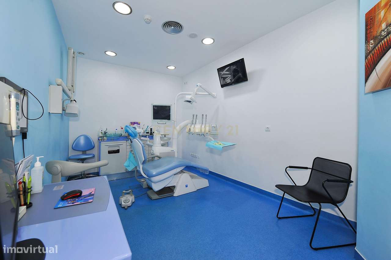Clínica Dentária Premium | Investimento Seguro com Histórico Consolida - Grande imagem: 3/18