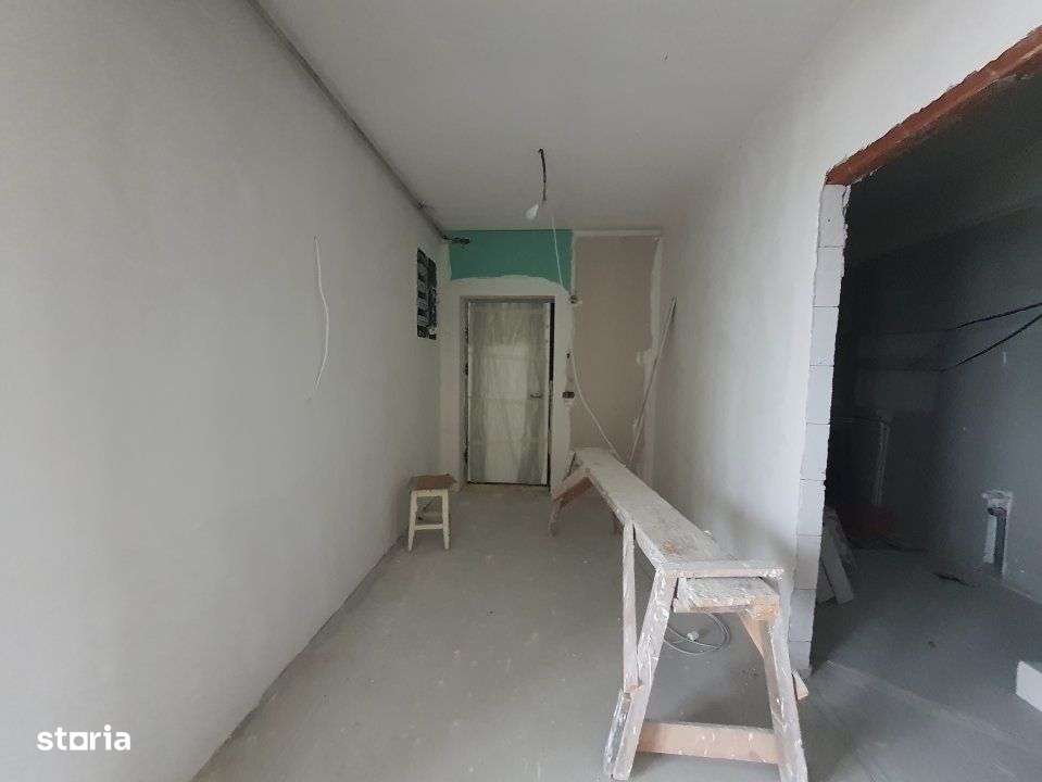 BLOC NOU-INEL II ELIBERARII - APARTAMENT SPATIOS CU 3 CAMERE VEDERE BI-5