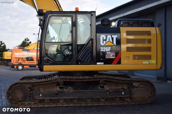 Caterpillar 326FL - 4