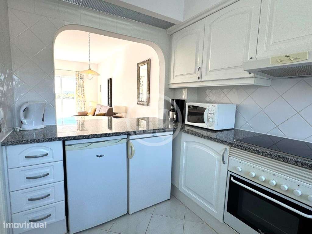 Apartamento com 1 quarto no ultimo andar e com um grande terraço de... - Grande imagem: 5/31