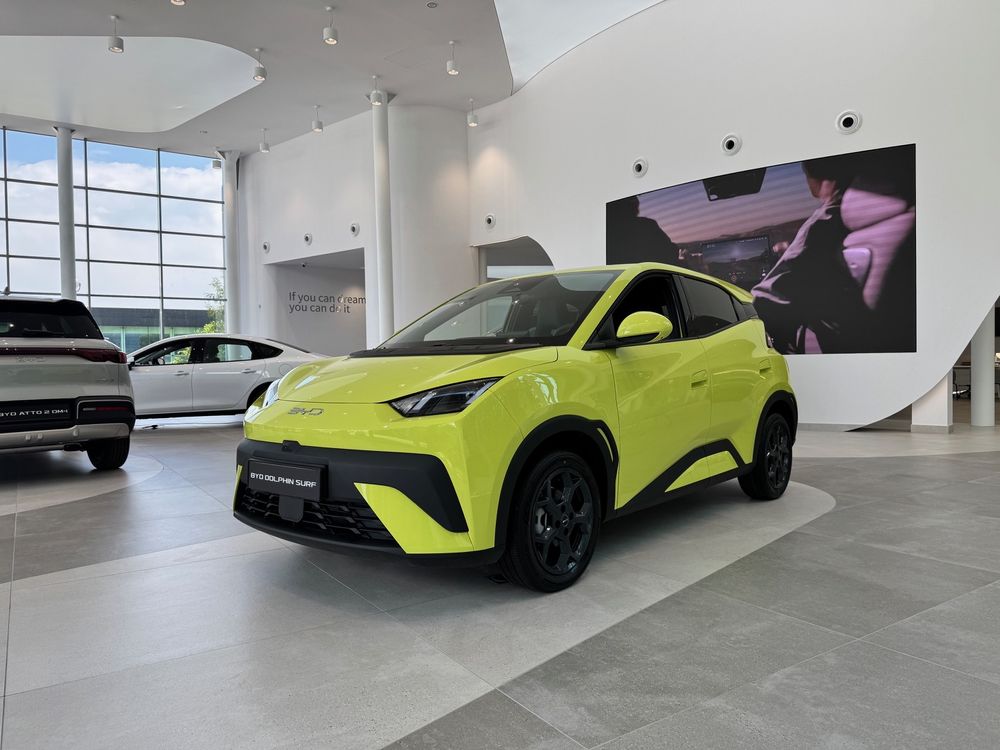 BYD Dolphin 2025