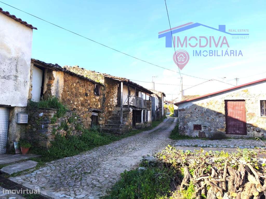 Casa de campo com terreno em Bairradas-20