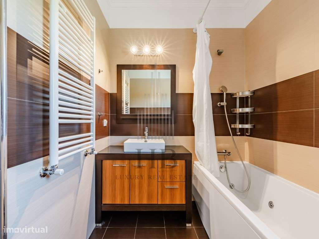 Exclusiva Moradia T4 com Piscina e Jardim |S. Joao das Lampas |Sintra-34