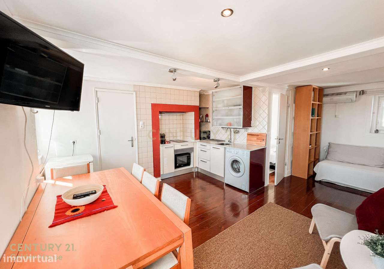 Apartamento T2 mobiliado e equipado com Vista para o Rio em Lisboa - Grande imagem: 2/35