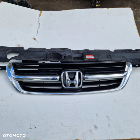 Honda CR-V II Atrapa grill - 2