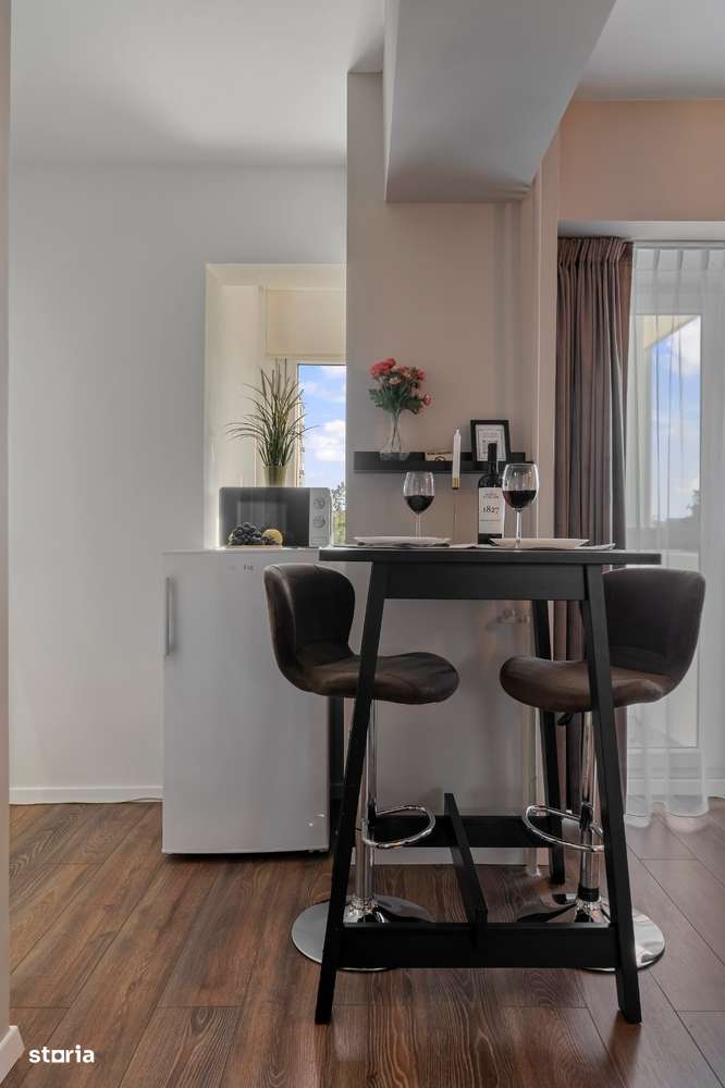 Garsoniera | AIRBNB | 5 min Metrou Piata Victoriei | Vedere Spate | - Imagine principală: 5/10