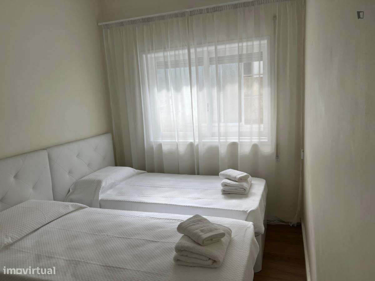 Apartamento com 1 quartos - localizado em Cedofeita Porto - Grande imagem: 4/6