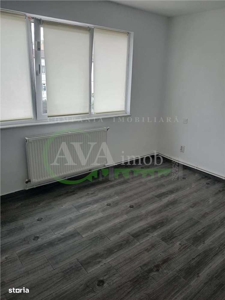 Apartament 2 camere renovat, zona Orizont-Bacau-1