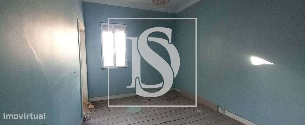 Prédio - Alcântara (Lisboa)-7