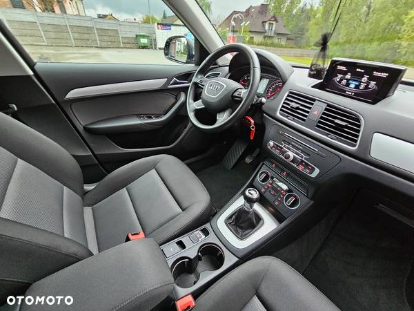 Audi Q3 2.0 TDI Design - 15