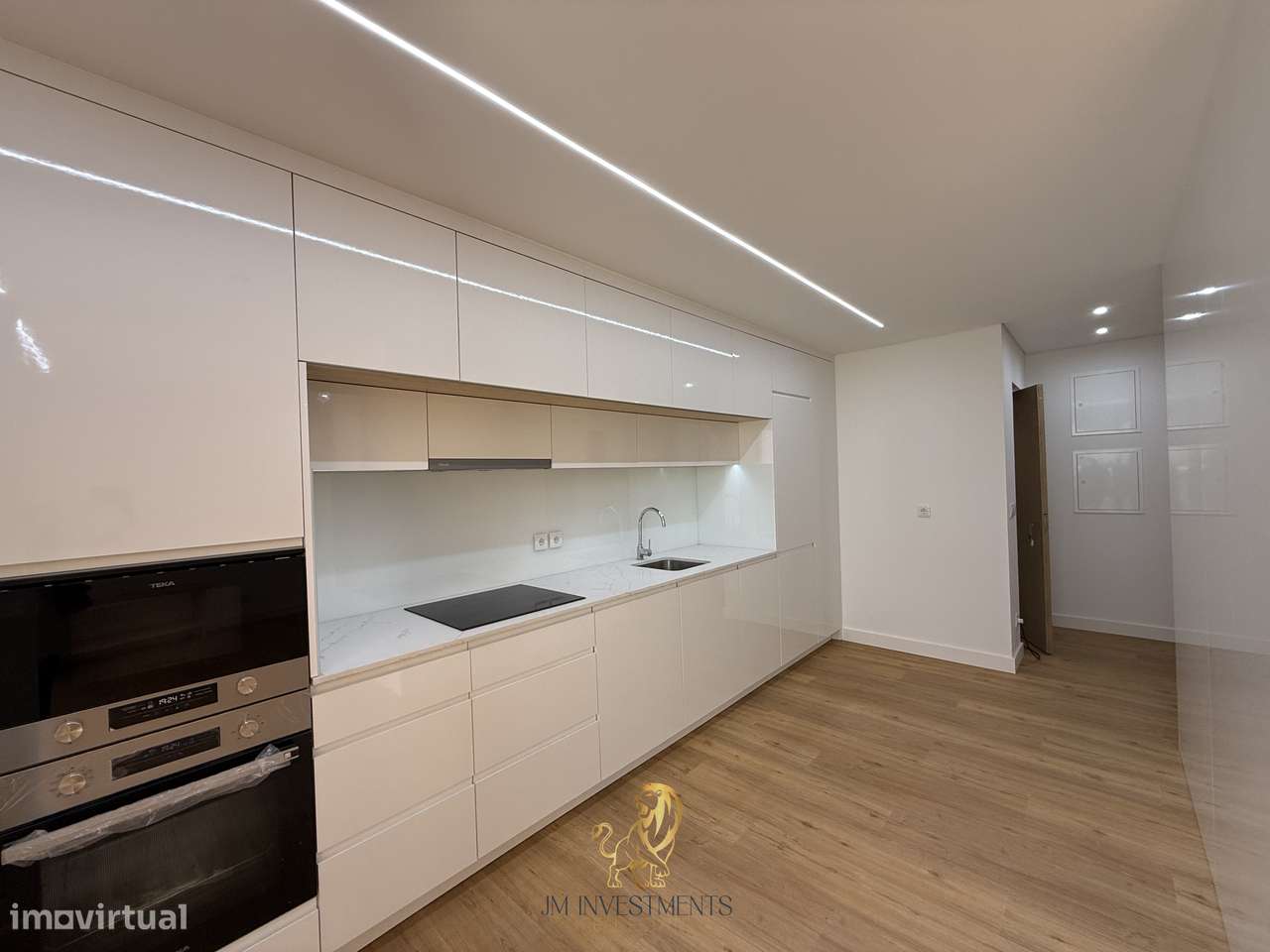 Apartamento Novo T0 com Jardim-2
