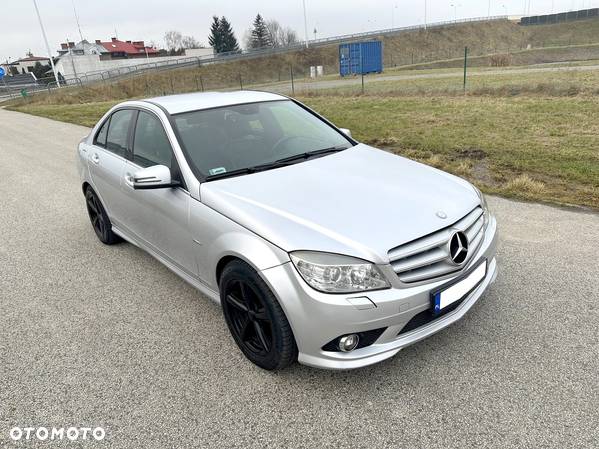 Mercedes-Benz Klasa C 220 (BlueTEC) d 7G-TRONIC AMG Line - 1