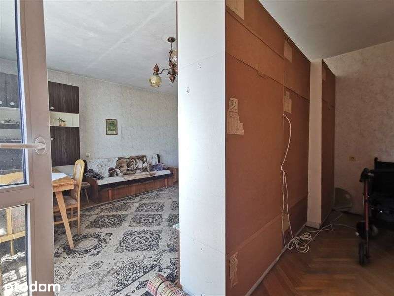 Sprzedam mieszkanie z balkonem , do remontu-14