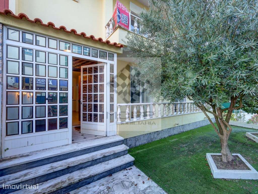 Moradia de Excelência na Amadora - Exclusividade, Conforto e Locali... - Grande imagem: 3/60