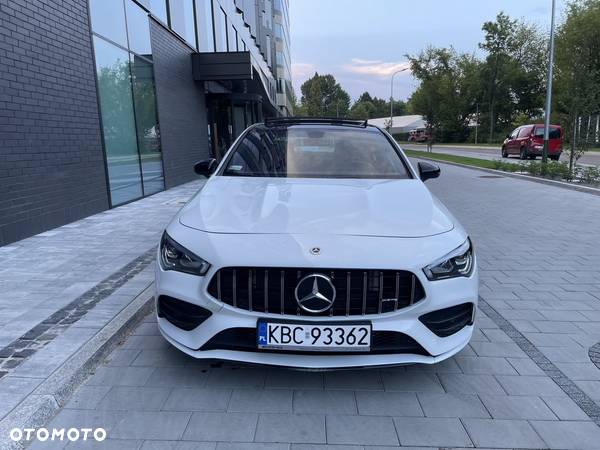 Mercedes-Benz CLA 250 7G-DCT AMG Line - 4