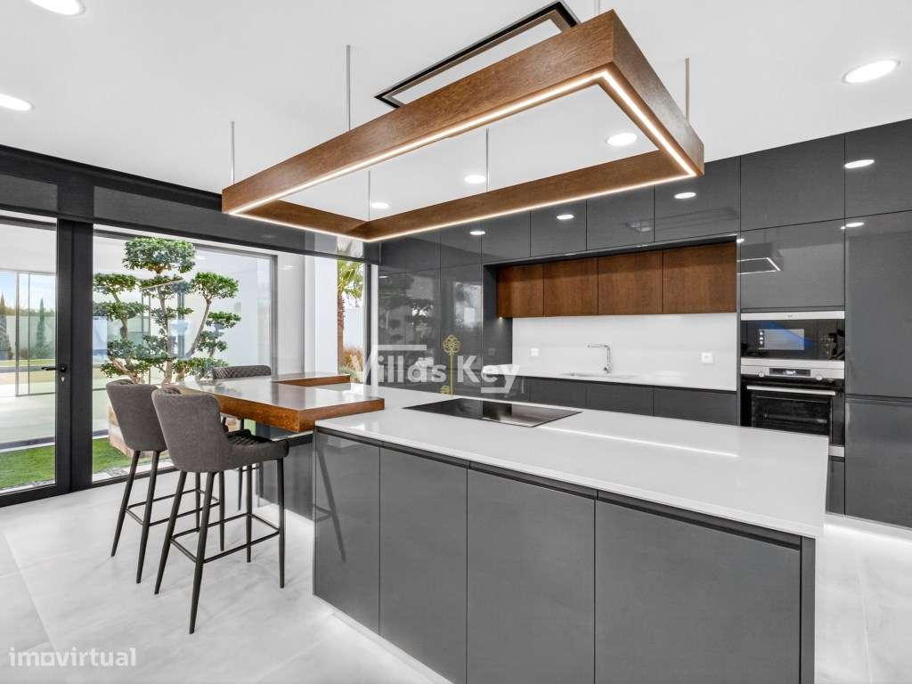 Moradia de Luxo com 4 quartos, Vista Mar ao lado da Praia em pé, La... - Grande imagem: 4/53