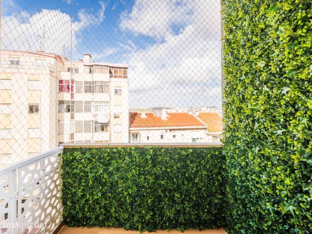 T3 Totalmente Remodelado - Avenida D. José I, Amadora-40