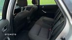 Ford Mondeo 1.6 Ghia - 8