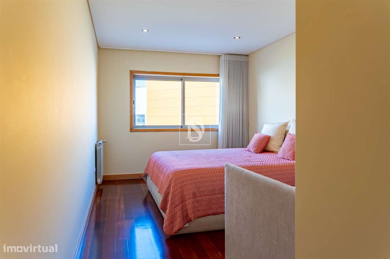 Apartamento T2+1 em Condomínio Fechado | Senhora da Hora, Matosinhos-23