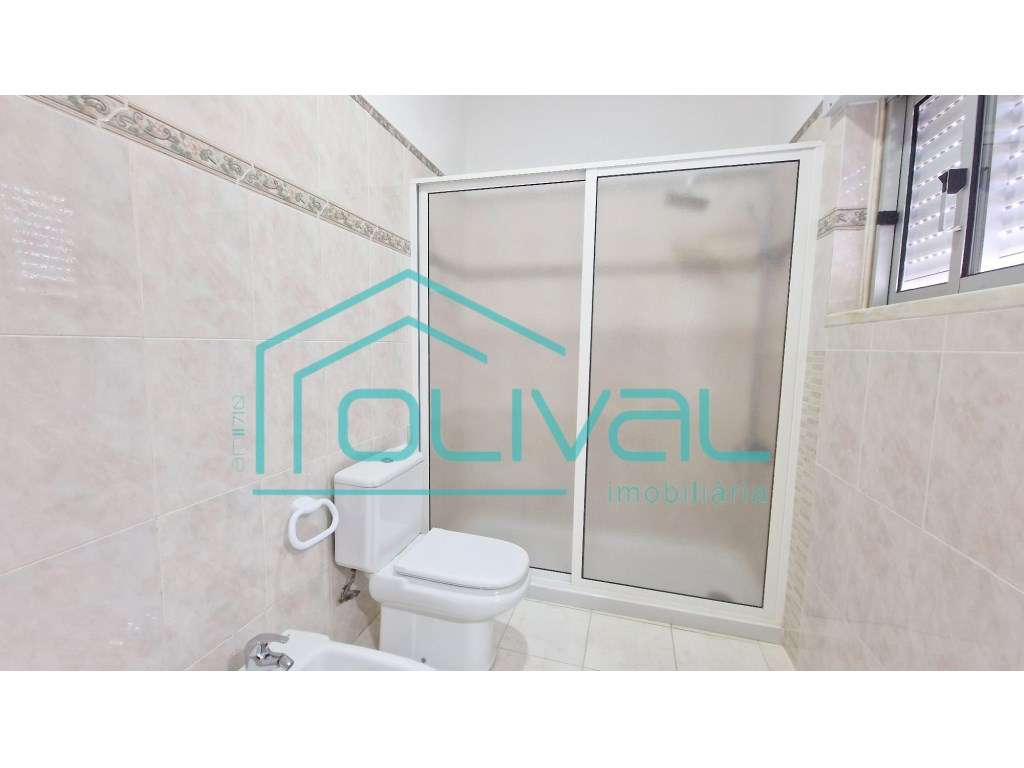 Apartamento T3 Porto Alto-12