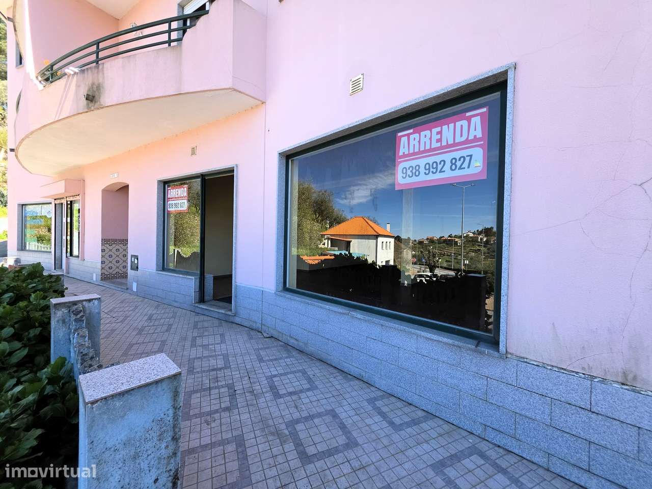 Loja Localizada na Avenida Principal Seia/S. Romão,  Vila Alzira. - Grande imagem: 2/19