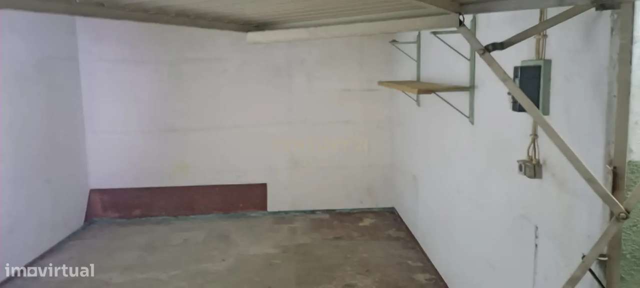 Garagem - Grande imagem: 4/6