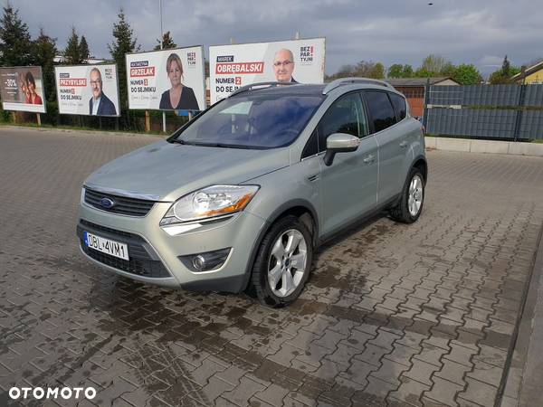 Ford Kuga - 1