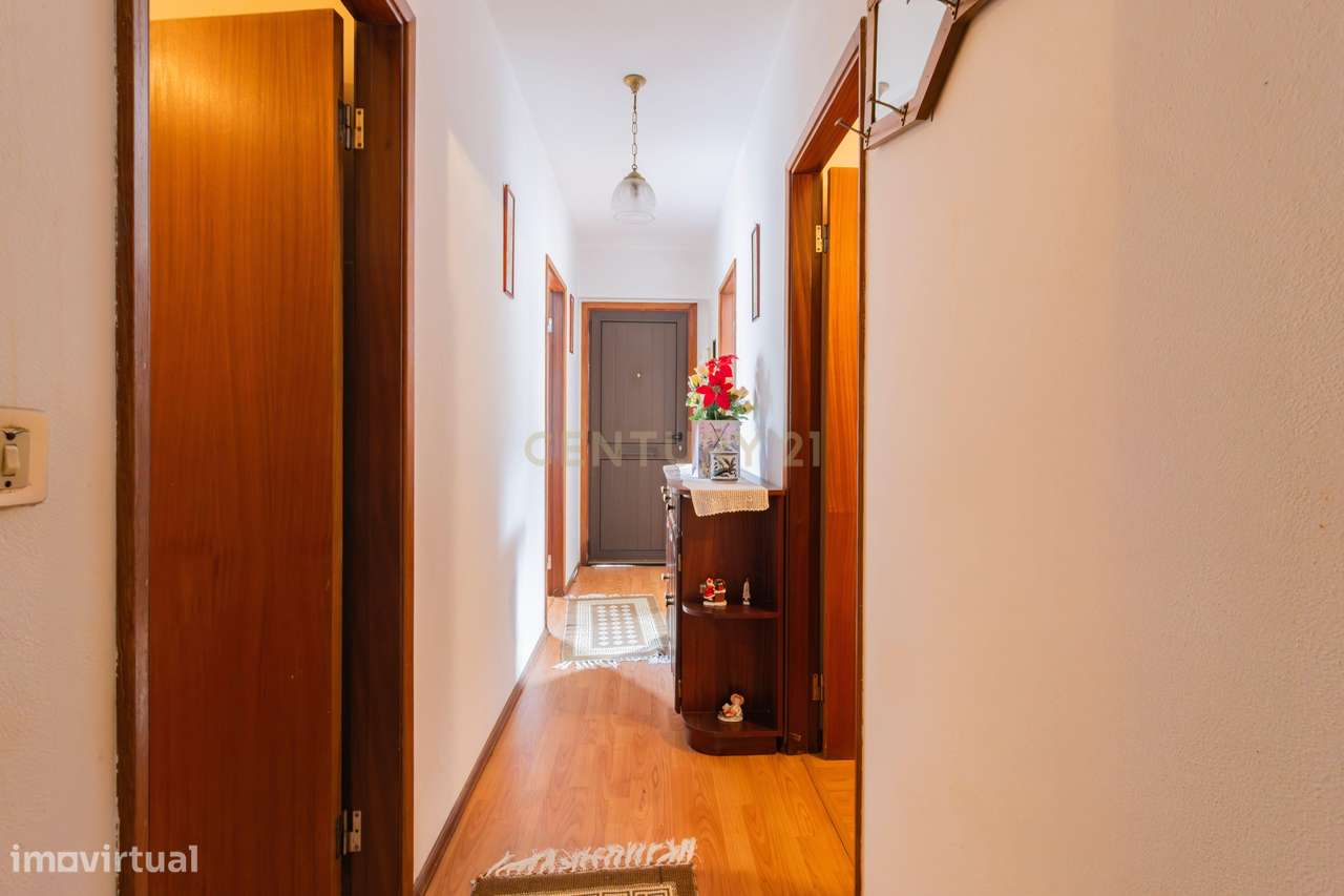 Moradia T3 Térrea Marinha Grande-10